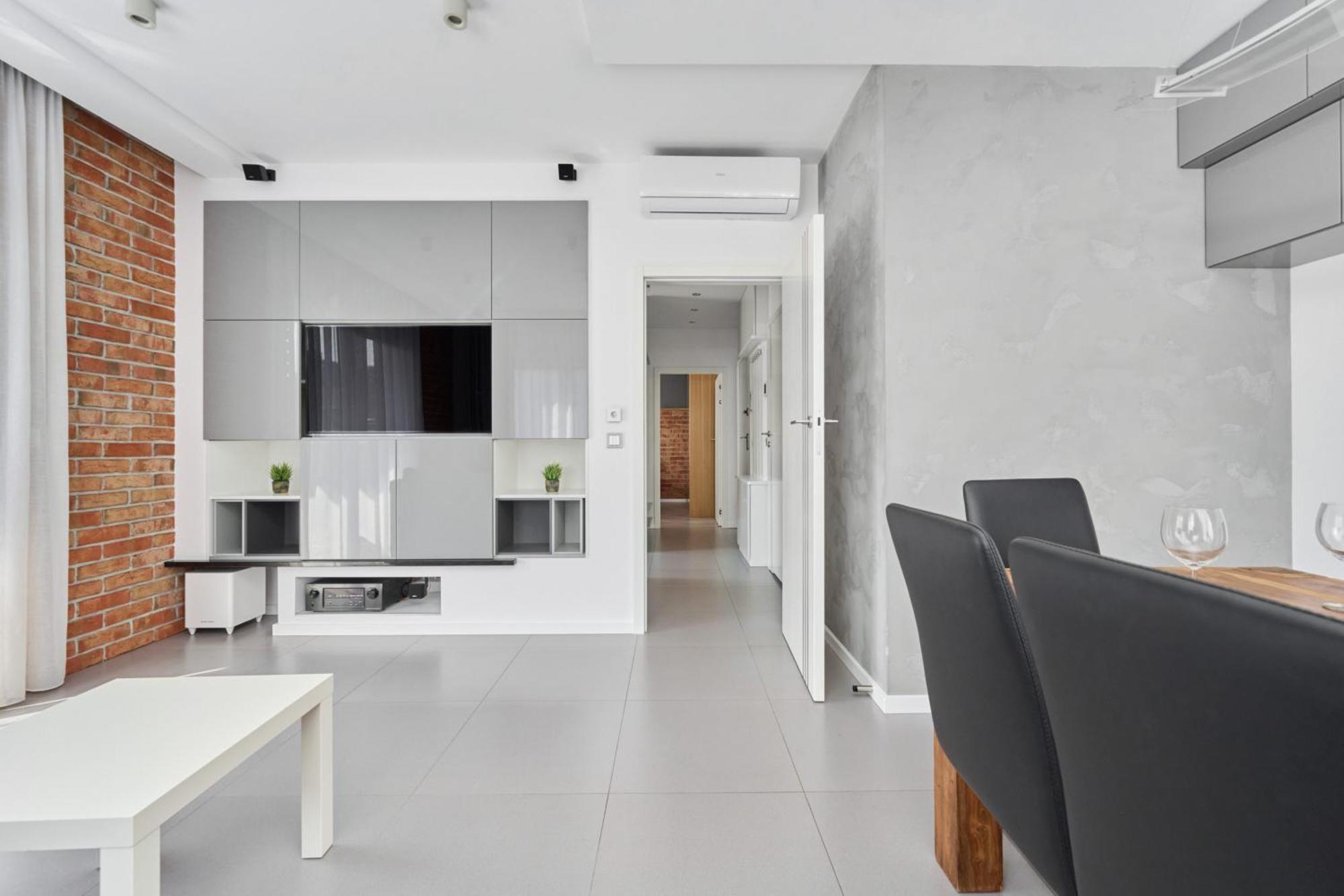 Stylish Kosciuszki Apartaments Near The Market Square With Free Garage Wroclaw By Noclegi Renters Exterior foto